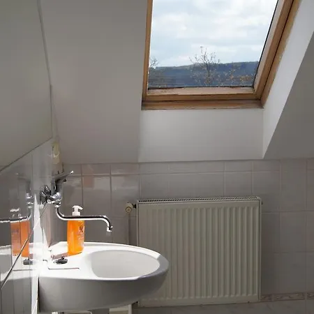 Rodinny S Restauraci - Hospudka Na Navsi * Hlásná Třebaň