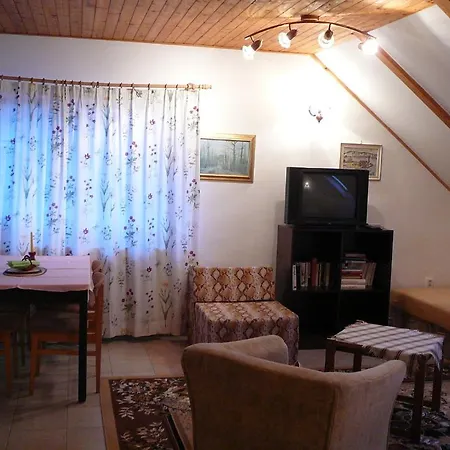 Πανσιόν Rodinny S Restauraci - Hospudka Na Navsi Hlásná Třebaň